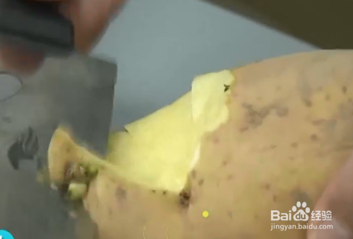 发芽的土豆应该怎么处理还能吃?