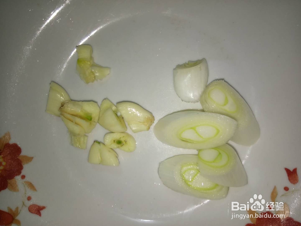 香干火腿肠炒杏鲍菇的做法
