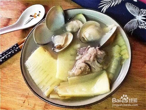 怎样做出家常菜系列之毛笋排骨蛤蜊汤