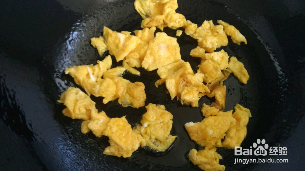 翠金虾球的做法
