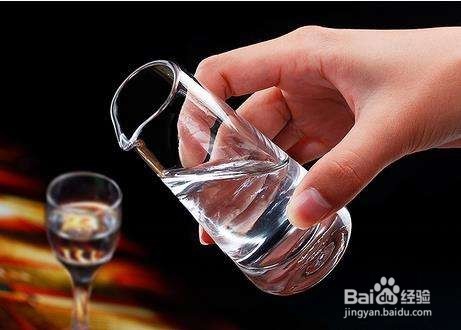 天人十二载酱香型白酒为什么香味独特