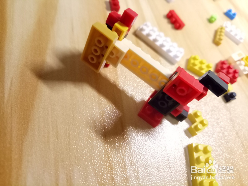 如何用积木搭小车