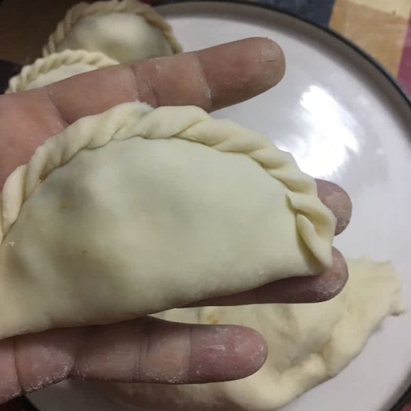 北极虾韭菜盒子