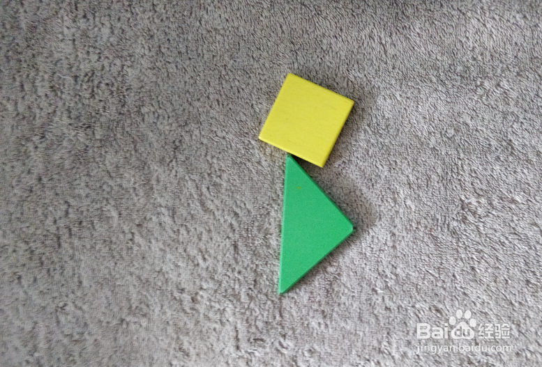 用七巧板怎样拼一个赶路的女士?