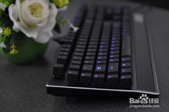 不一样的玩法，达尔优EK825机械键盘评测