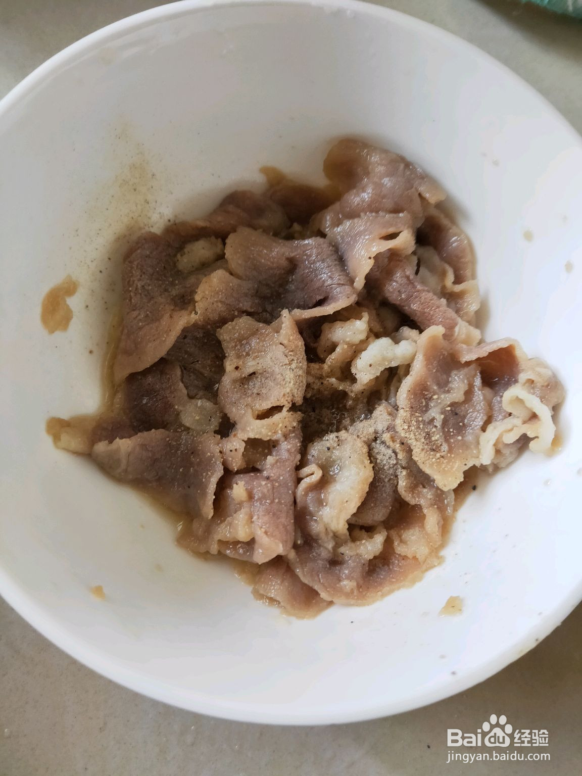 菌汤鸡蛋肥牛面的做法