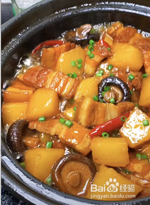 干香菇炖土豆图片