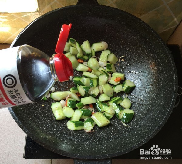 黄瓜炒虾仁的制作方法