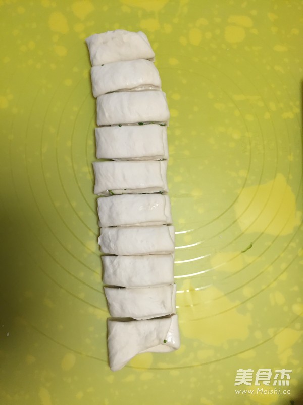 葱香花卷的做法