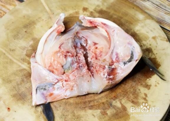 怎样才能做出奶白色的鱼汤