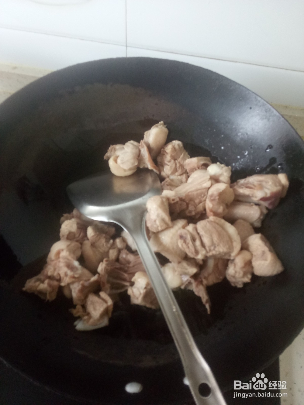 砂锅半边鸭炖葫芦