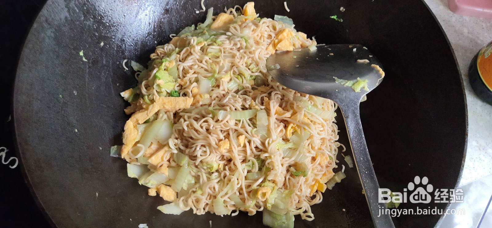 白菜鸡蛋焖面