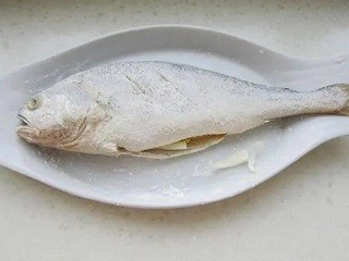 干煎黄花鱼怎么做？