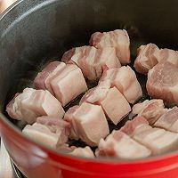 如何制作红烧肉？