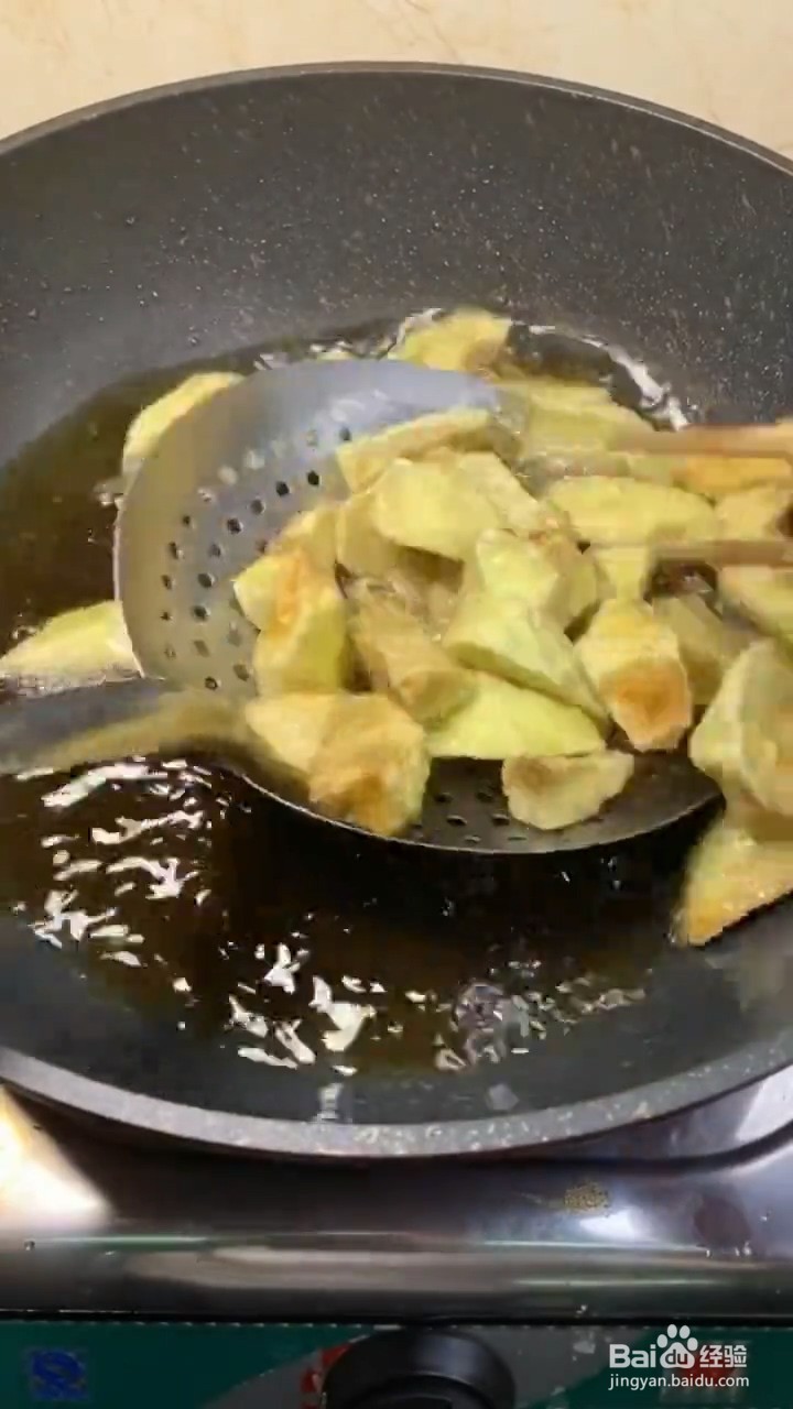 如何自制美味好吃的肉末辣椒茄子