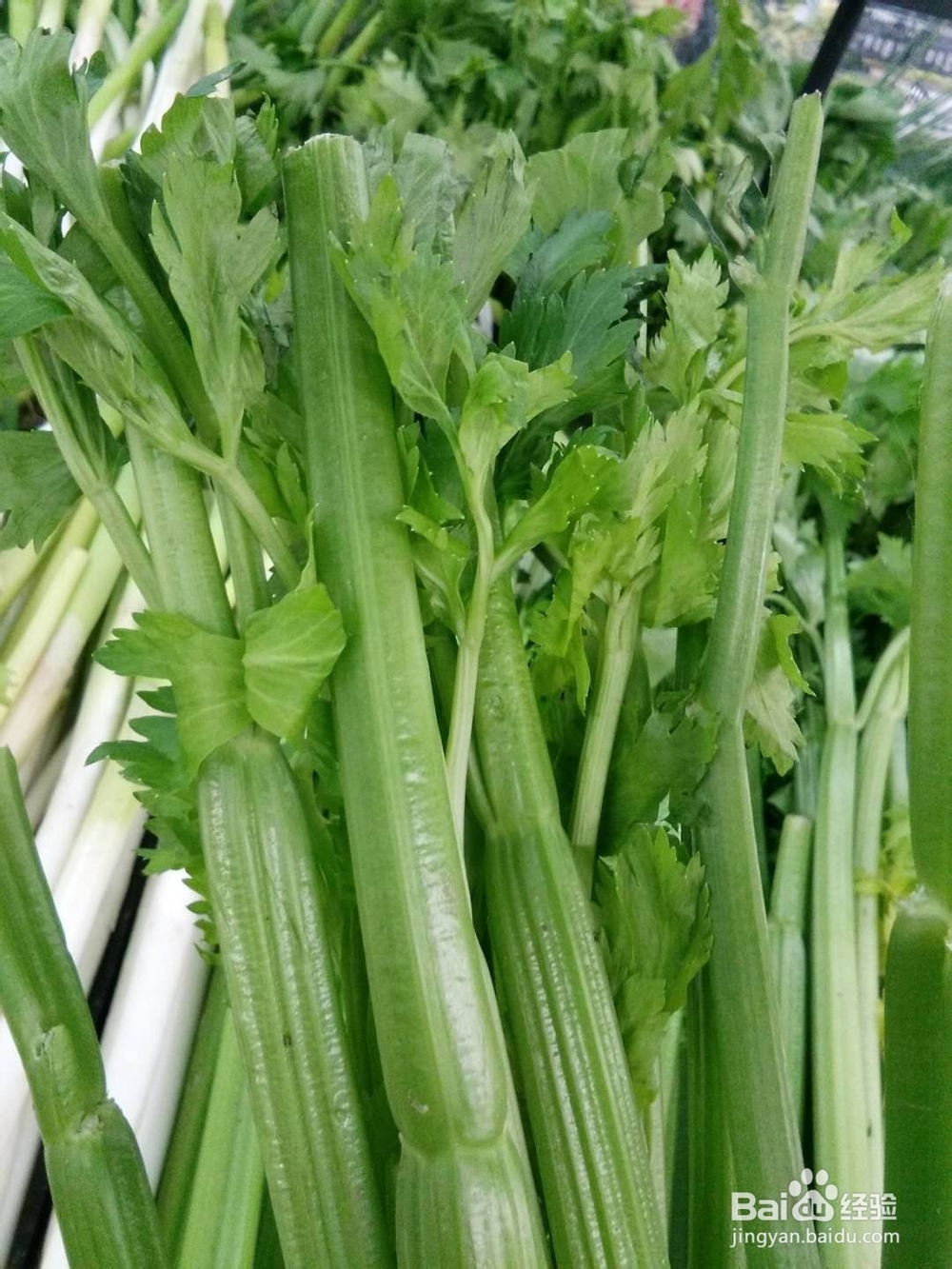 多吃芹菜有好处吗？