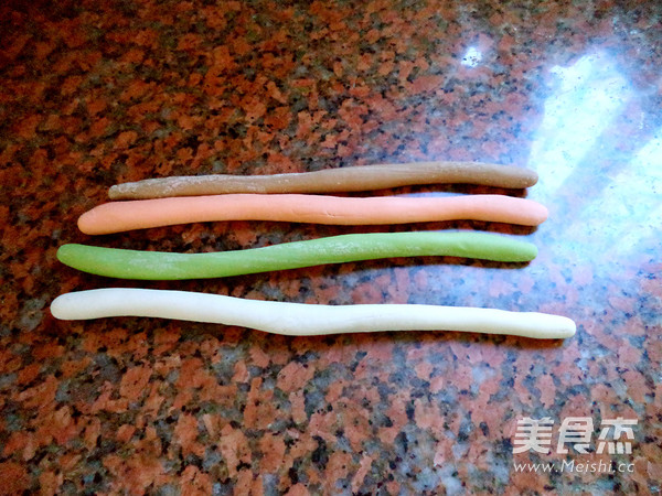 多彩鲜肉饺的做法