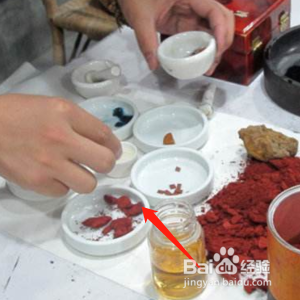 国画草绿色怎么调