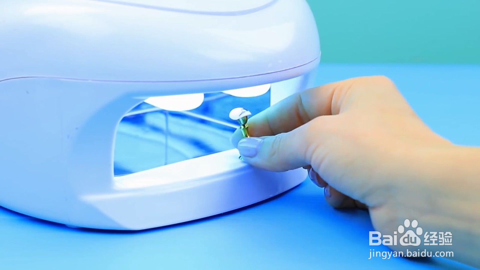 非常有创意的红色辣椒美甲