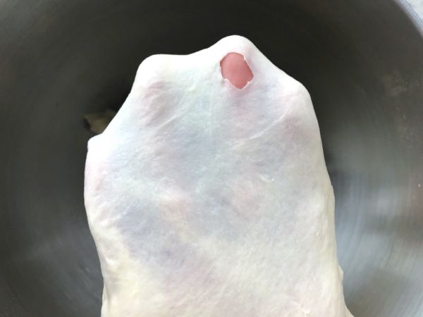 烫种芝麻辫子面包