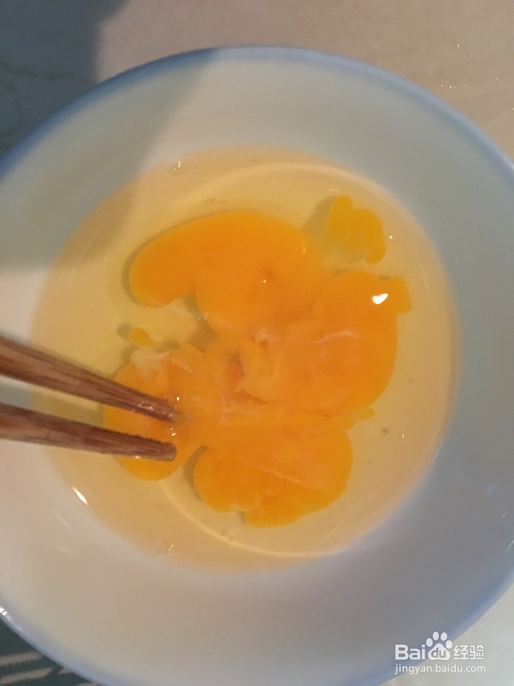 西红柿炒鸡蛋的做法