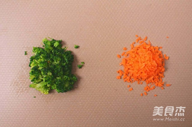 西兰花玉米鸡肉糕 宝宝健康食谱