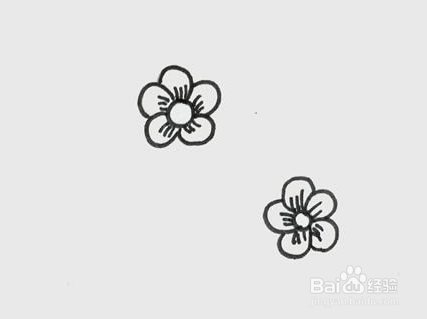 如何画梅花简笔画