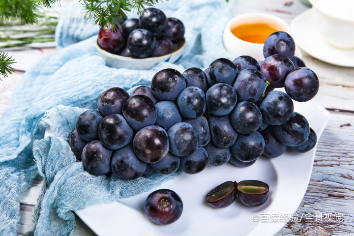 哺乳期、宝宝能吃黑加仑吗