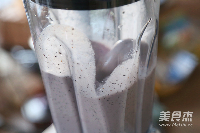 蓝莓思慕雪的做法