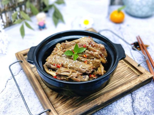 对味酱鸭#食光社干锅系列#