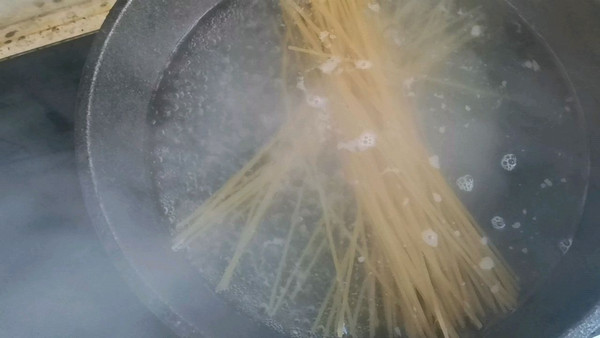 番茄鸡蛋意大利面