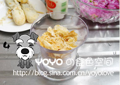 槐花牛舌酥酸乳酪