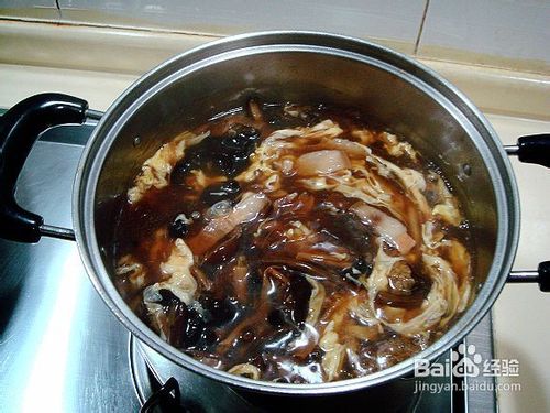 双菇木樨打卤面