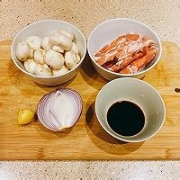 怎么做黑椒蘑菇肥牛饭?