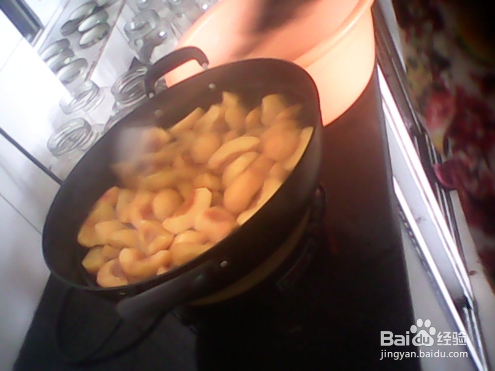 制作糖水桃罐头的方法