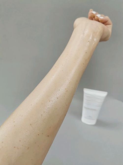 光滑细嫩肌肤~看看我的脸部"橡皮擦"