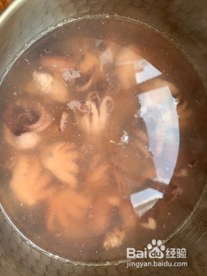 章鱼爆炒双色椒的家常做法