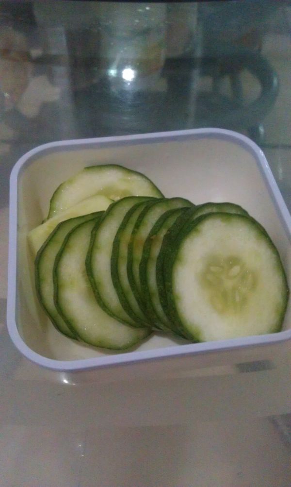 煎蛋火腿三明治