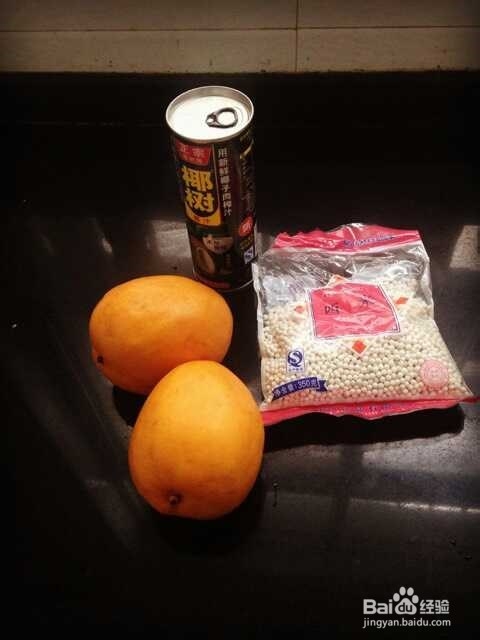 自制椰汁芒果西米露