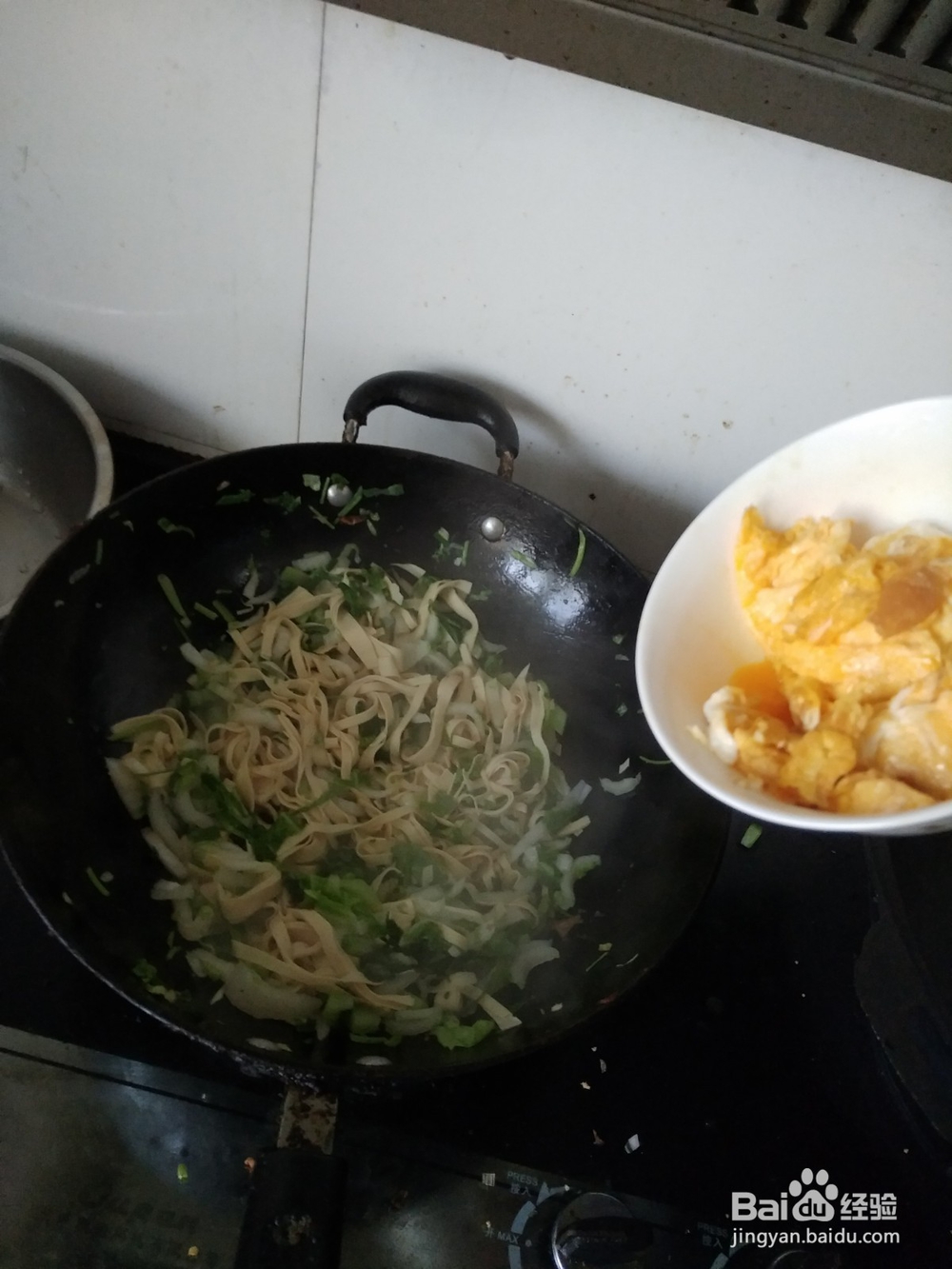 小米燕麦白菜千张炒饭