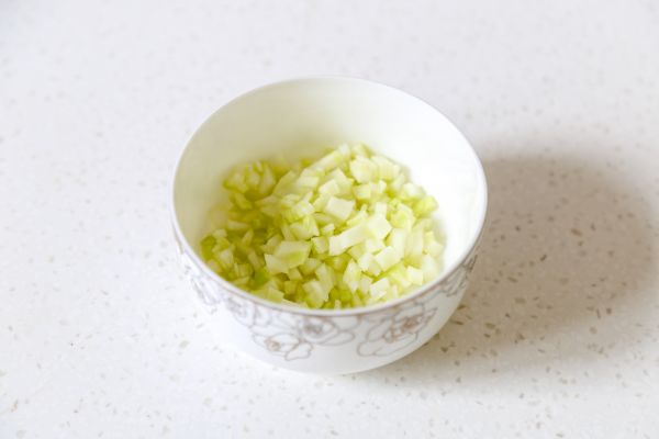 辅食日志 | 西葫芦泥米糊（6M+）