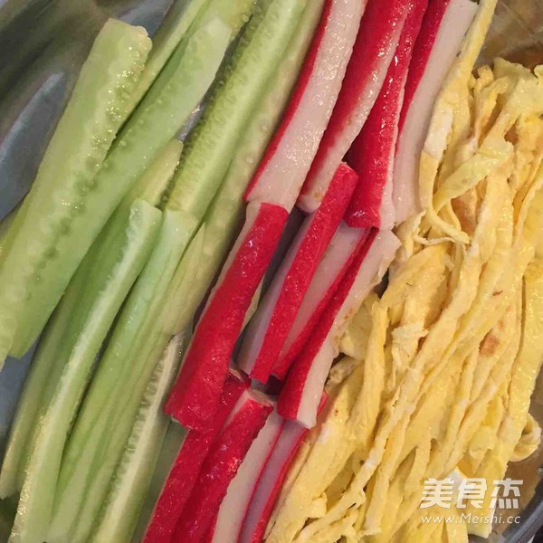 自制寿司卷的做法