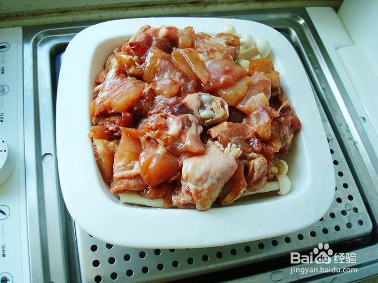 海鲜菇蒸鸡怎么做