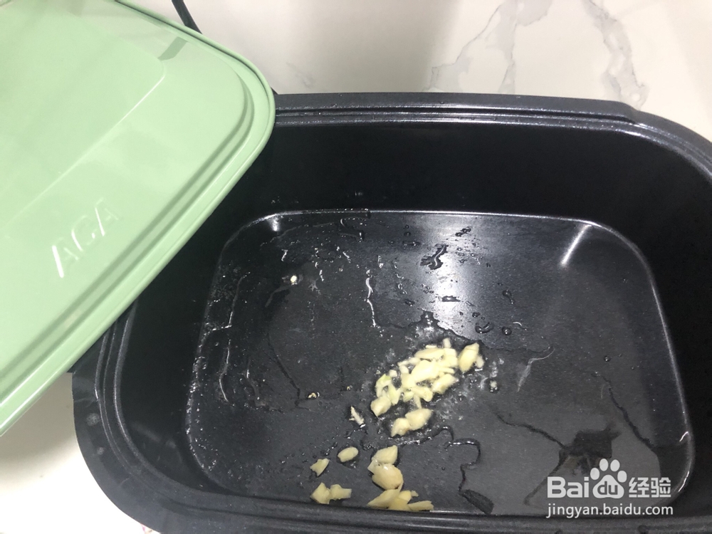 香气浓郁的素炒鸡腿菇