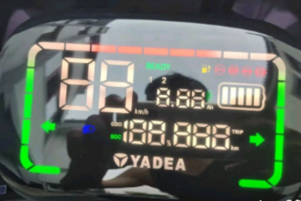 电动车仪表盘贴膜的坏处