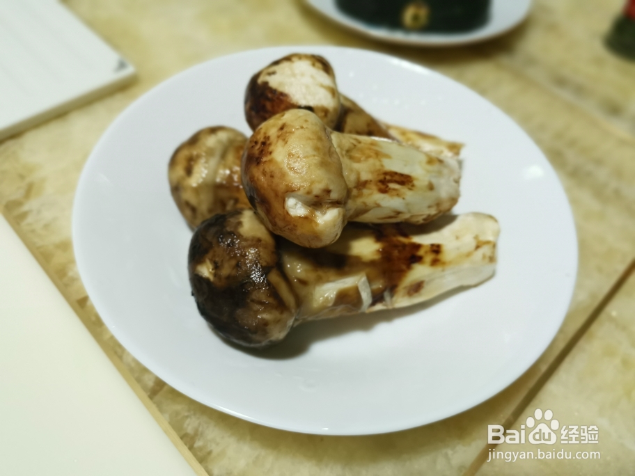 奶奶教你做松茸鸡汤