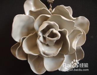 用一次性勺子自制一幅超美胸花的手绘