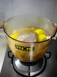 甘蔗粟米炖猪展