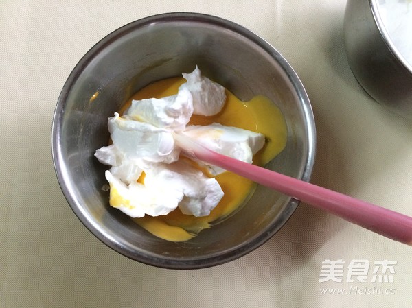 不回缩的戚风杯子蛋糕