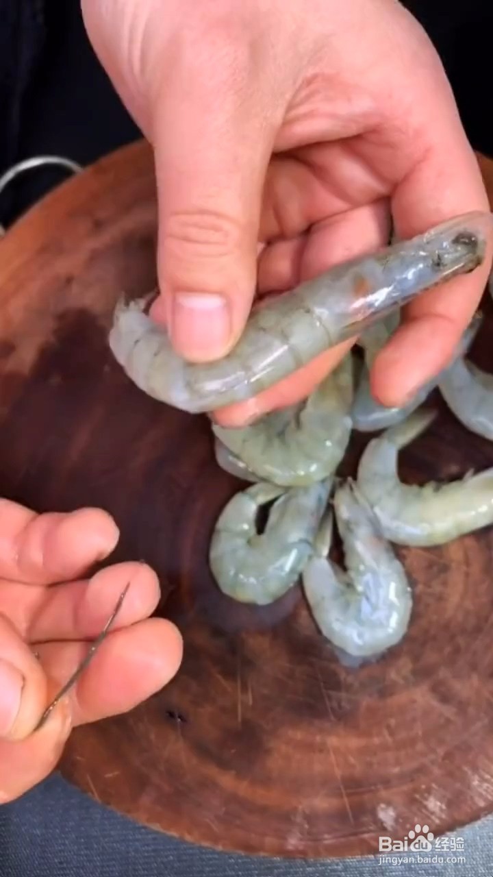 如何制作酸酸甜甜的油焖大虾